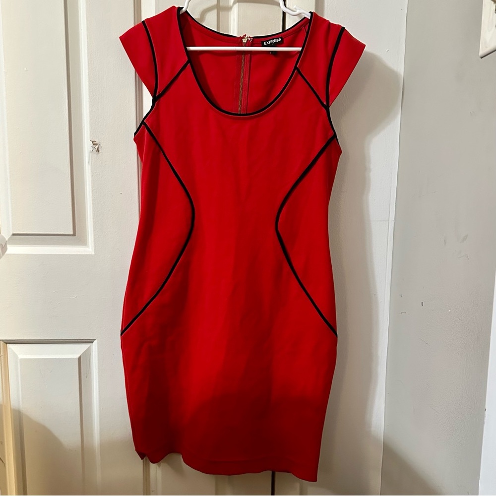 EXPRESS S10 Red cocktail dress